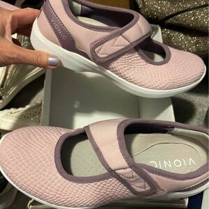 Vionic Sky Sonnet shoes size 5